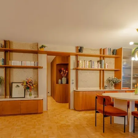 Montmartre Penthouse With Stunning Sacre-coeur View Appartamento Parigi