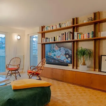 Montmartre Penthouse With Stunning Sacre-coeur View Appartamento Parigi